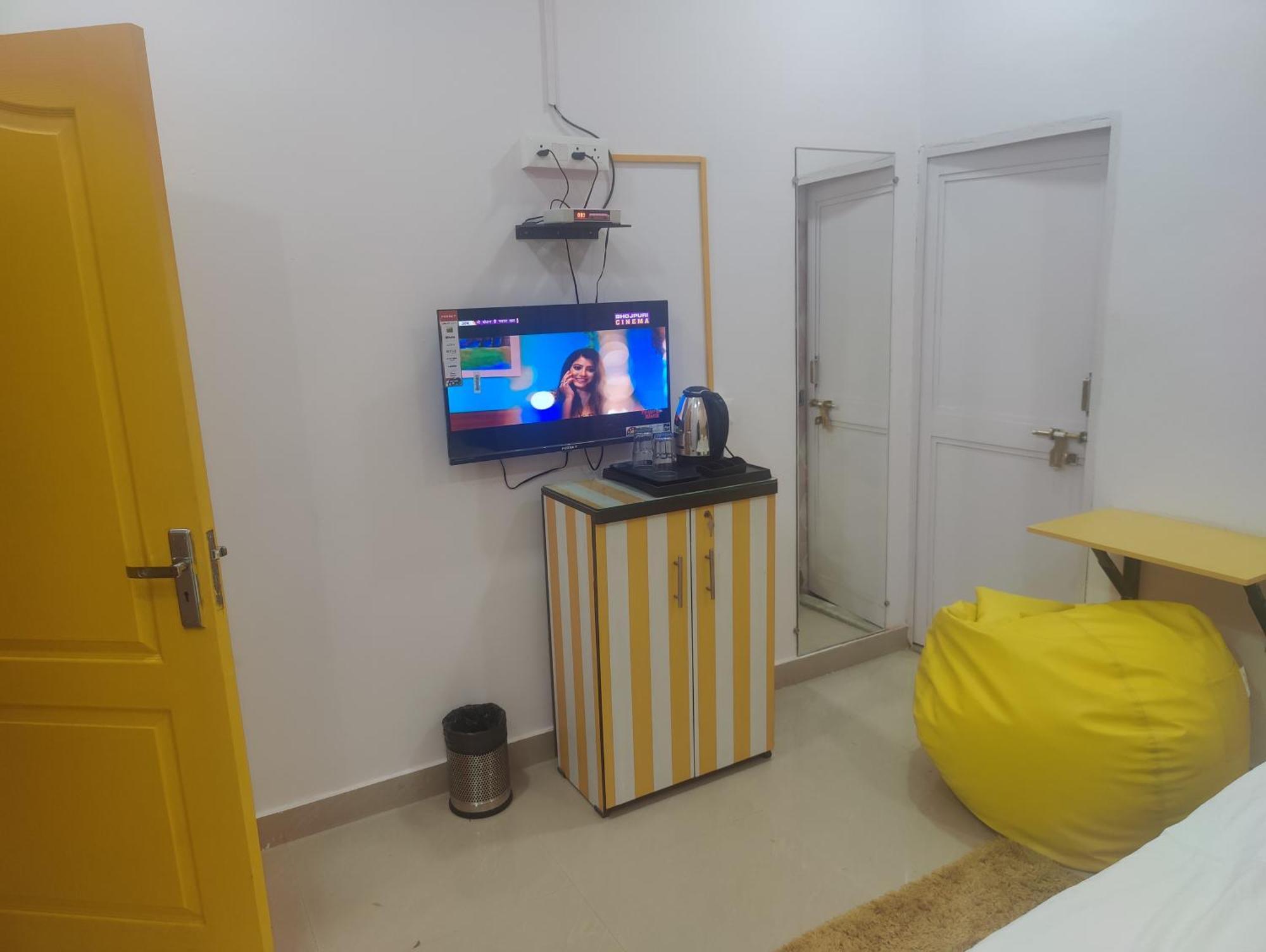 Guest house Yellow *
